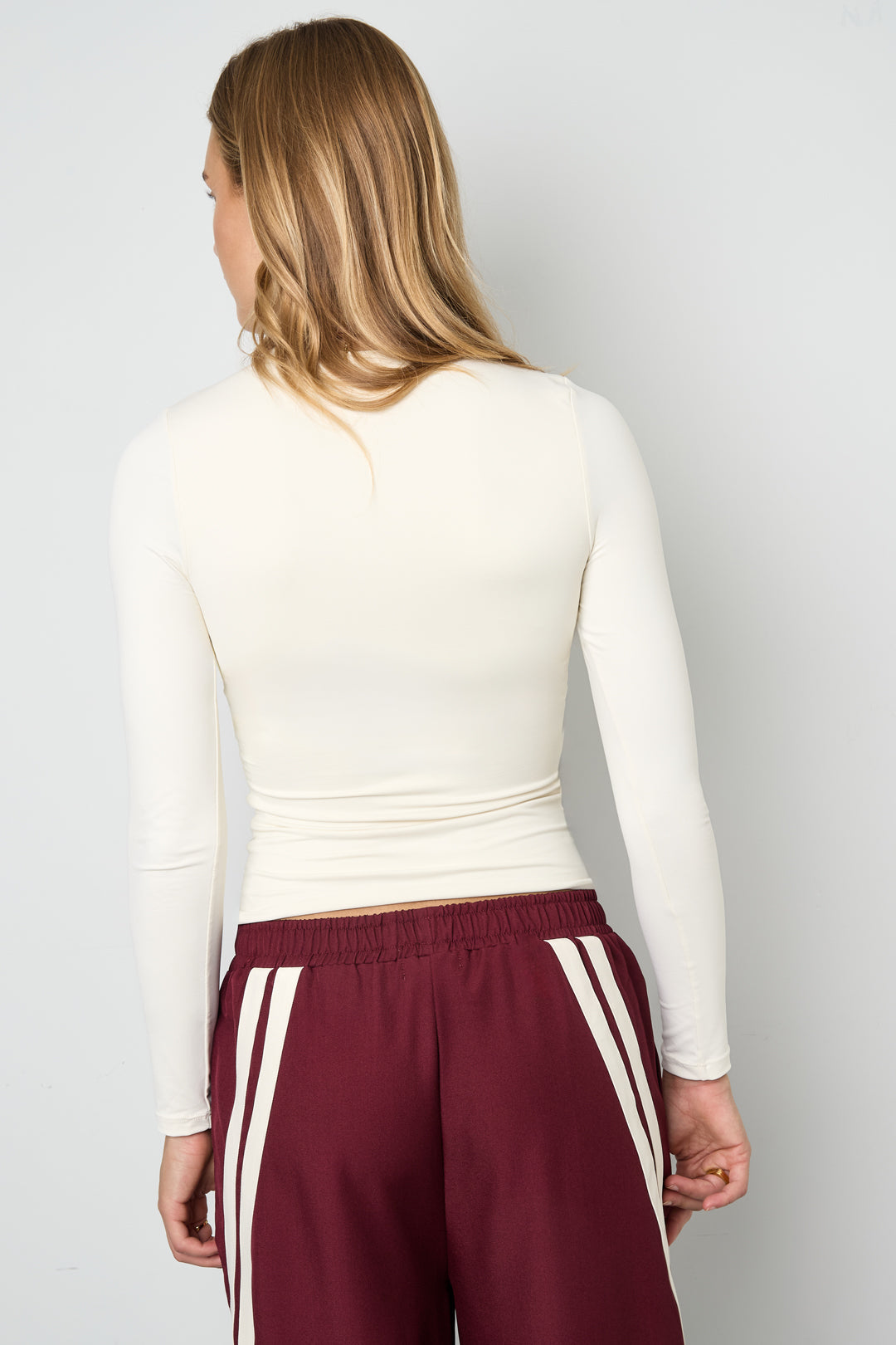 Knitted Nylon Women's Long Sleeve Top Basic Solid Color